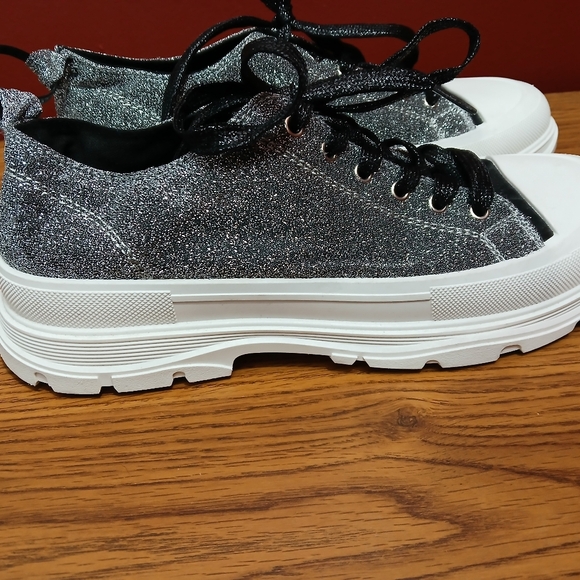 Silver Glitter Sneaker True Religion - Picture 4 of 13